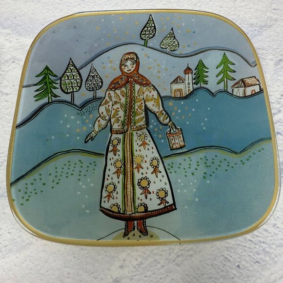 Fragonard Parfumeur Ceramic Decorative Plates Folk Art Winter North Set of 4 - Picture 5 of 8